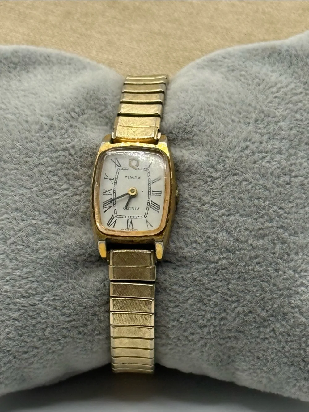 Timex Women's Gold Tone Stretch Bracelet Watch with White Dial